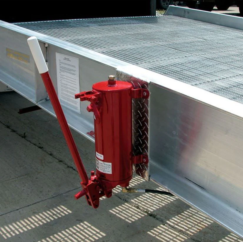 Aluminum Yard Ramps 16000 Lb Capacity, Vestil - Image 3