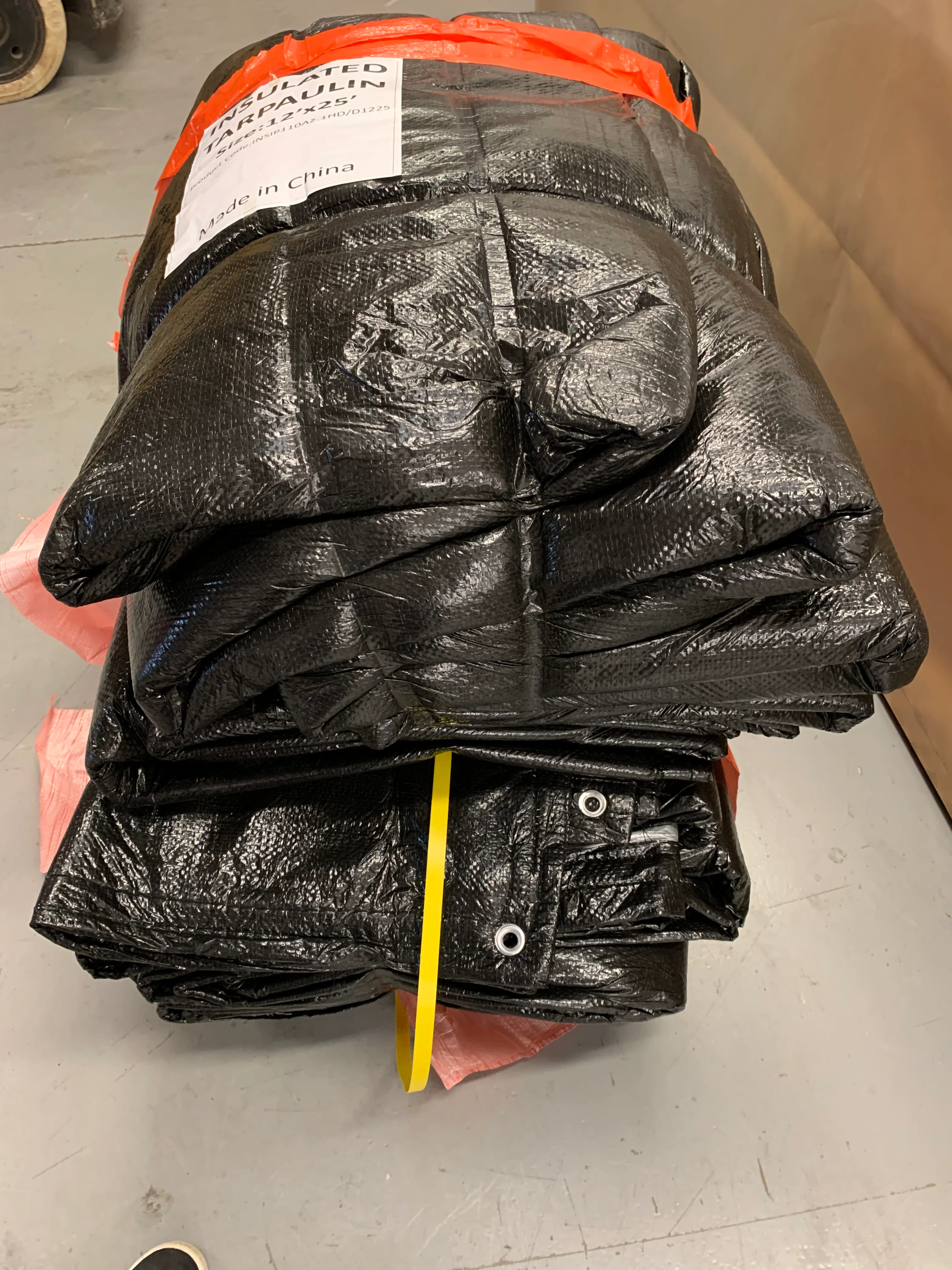 Insulated Tarps & Curing Blankets - 3/16" Thick - R 2.9 - Image 4